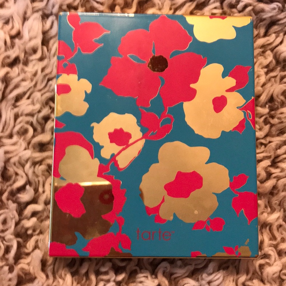 Tarte double duty beauty palette
